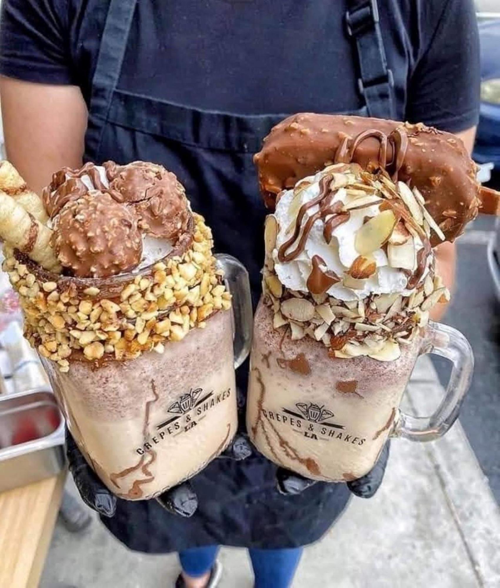River Side Hotel Tbilisi Buitenkant foto Milkshakes